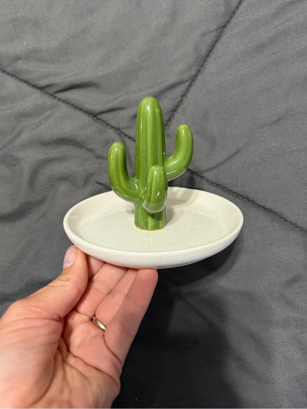 Ceramic Cactus Ring Dish - Green Cactus on White Tray